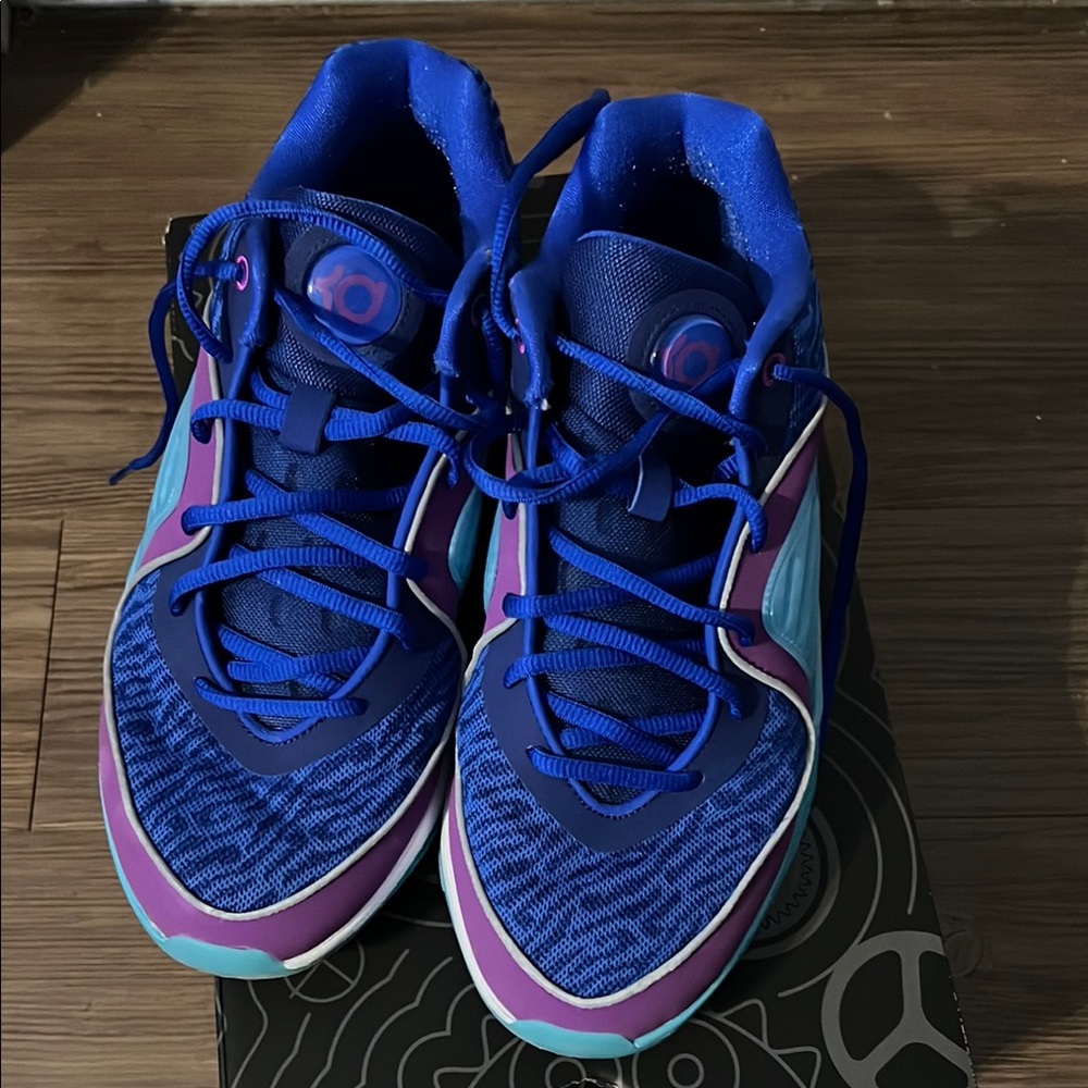 Nike KD 16